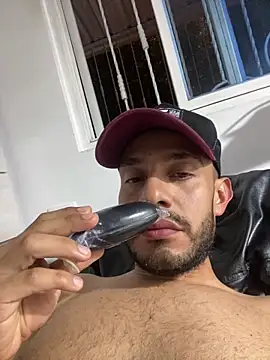 Snapshot of katasanz chatting on 02/17/26, 05:16 katasanz online show from 02/17/26, 05:16