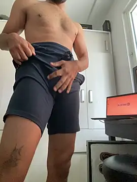 Snapshot of katasanz chatting on 02/23/26, 12:39 katasanz online show from 02/23/26, 12:39