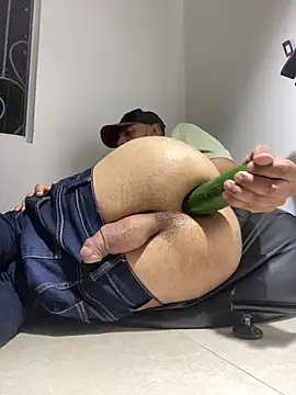 Snapshot of katasanz chatting on 02/28/26, 01:49 katasanz online show from 02/28/26, 01:49