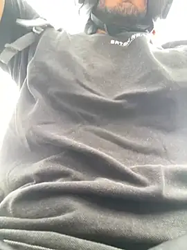 Snapshot of katasanz chatting on 02/19/26, 02:47 katasanz online show from 02/19/26, 02:47