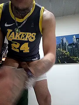 Valentino dominusSex online show from 04/04/26, 08:59