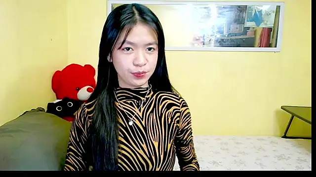 Luna Moonfang online show from 07/28/26, 12:29