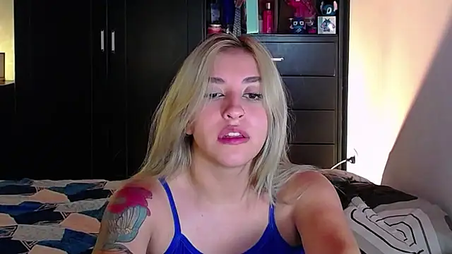 saradiazxxx online show from 03/02/26, 08:43