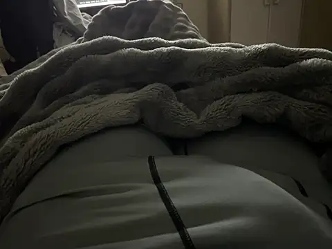 kakarot241515 online show from 04/08/26, 03:52