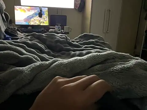 kakarot241515 online show from 04/05/26, 05:14