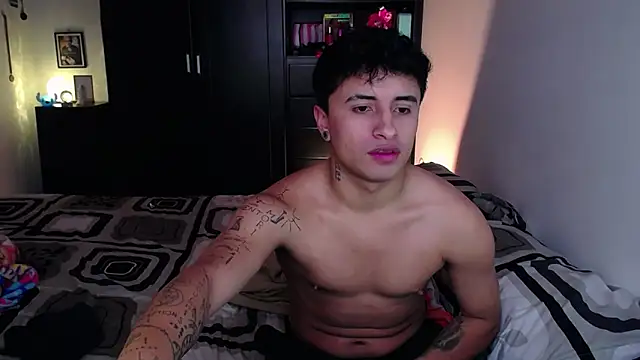 Snapshot of Jhon_Sara chatting on 02/19/26, 02:25 Jhon Sara online show from 02/19/26, 02:25