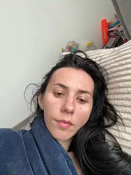Snapshot of Oliviyalove_ chatting on 06/01/26, 11:32 Oliviyalove online show from 06/01/26, 11:32