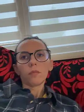 Snapshot of Oliviyalove_ chatting on 06/02/26, 05:35 Oliviyalove online show from 06/02/26, 05:35