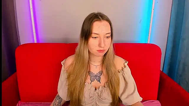 Snapshot of JollyBlondy chatting on 02/21/26, 01:29 JollyBlondy online show from 02/21/26, 01:29