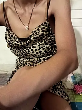 slim figure08 online show from 04/27/26, 10:08