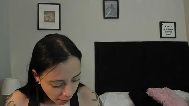 Snapshot of sabbrand0111 chatting on 03/04/26, 07:32 sabbrand0111 online show from 03/04/26, 07:32