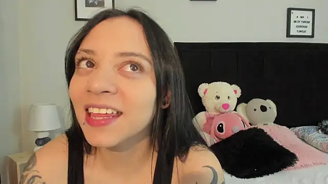 Snapshot of sabbrand0111 chatting on 04/09/26, 08:26 sabbrand0111 online show from 04/09/26, 08:26