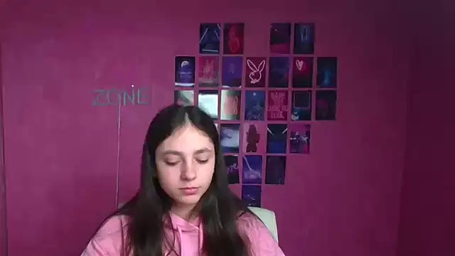 Snapshot of KissMeJulia chatting on 03/14/26, 06:30 KissMeJulia online show from 03/14/26, 06:30