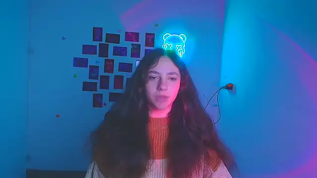 Snapshot of KissMeJulia chatting on 03/22/26, 06:26 KissMeJulia online show from 03/22/26, 06:26