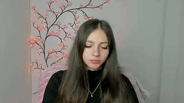 Snapshot of KissMeJulia chatting on 04/16/26, 05:30 KissMeJulia online show from 04/16/26, 05:30