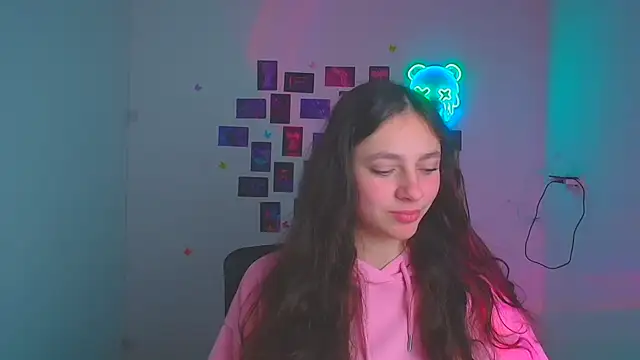 Snapshot of KissMeJulia chatting on 04/23/26, 05:36 KissMeJulia online show from 04/23/26, 05:36