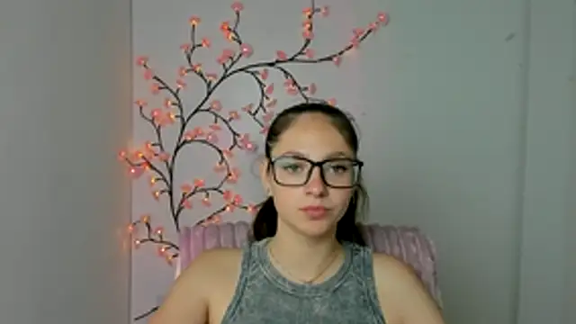 Snapshot of KissMeJulia chatting on 06/16/26, 11:10 KissMeJulia online show from 06/16/26, 11:10