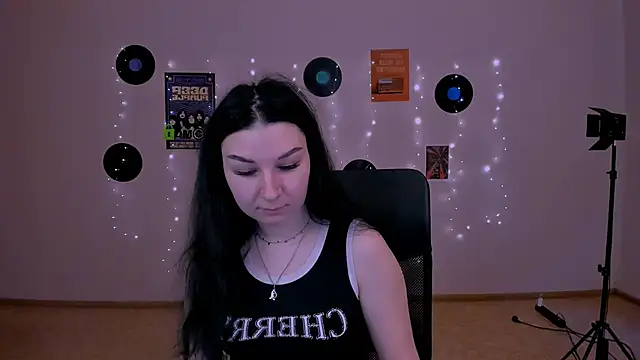 Snapshot of olivia_rage chatting on 02/25/26, 09:31 olivia rage online show from 02/25/26, 09:31