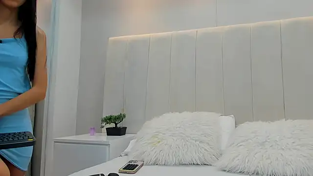 Snapshot of violetta_cutest_ chatting on 04/11/26, 11:14 violetta cutest online show from 04/11/26, 11:14