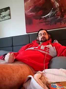 LargeLith online show from 02/18/26, 09:55