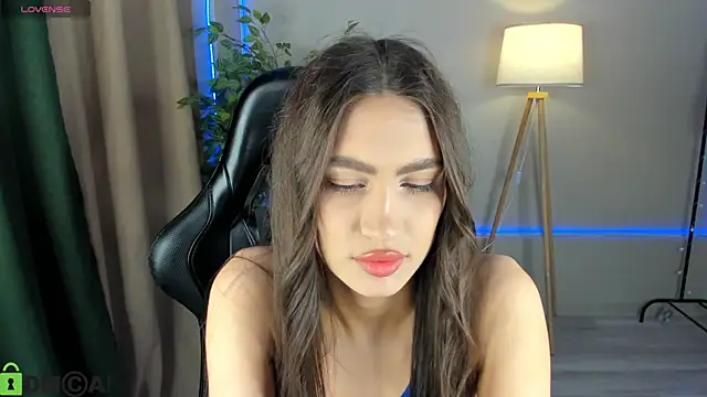 Adele Lanea online show from 03/06/26, 08:09