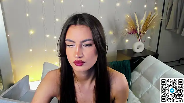 Adele Lanea online show from 04/13/26, 07:56