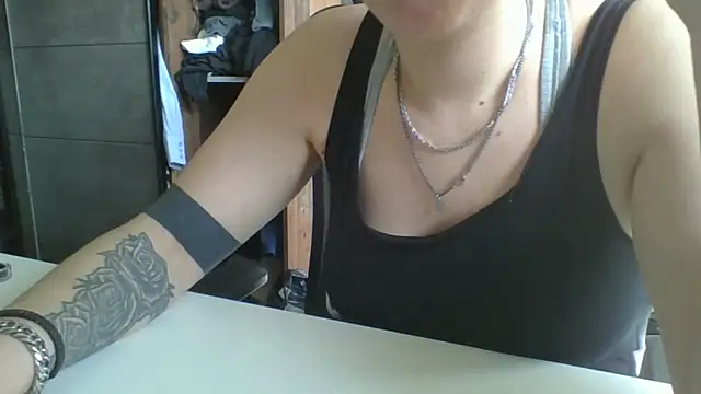 Geileboef28 online show from 03/15/26, 02:13