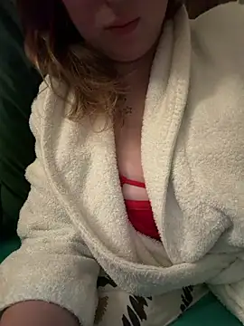 Frenchgirl45 online show from 03/01/26, 09:26