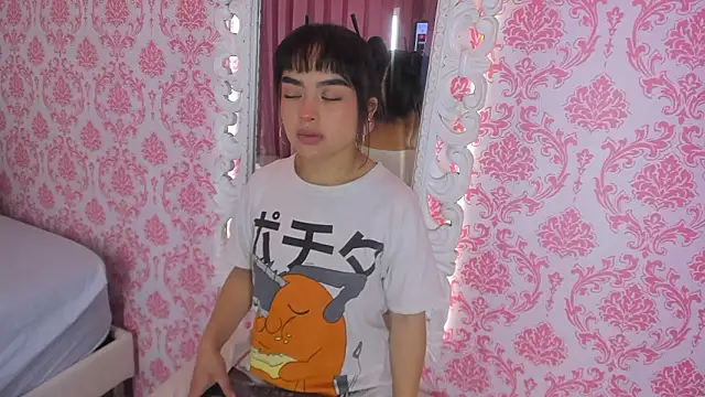 Snapshot of Mai_Rouse chatting on 02/27/26, 12:05 Mai Rouse online show from 02/27/26, 12:05