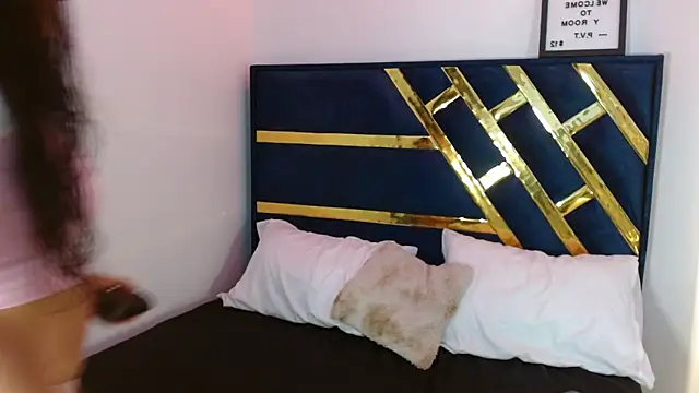 Snapshot of BabyValen69 chatting on 02/20/26, 01:24 BabyValen69 online show from 02/20/26, 01:24