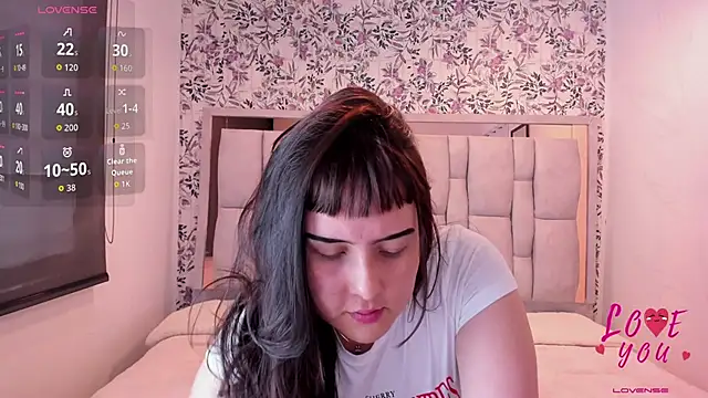 Snapshot of Sofi_Blake__ chatting on 05/04/26, 11:57 Sofi Blake online show from 05/04/26, 11:57