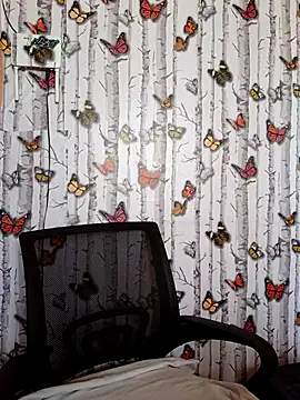 indianstrawberrylips4u online show from 05/07/26, 09:56