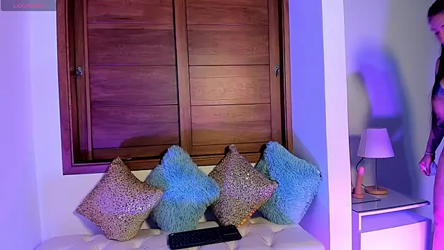 milkavelvett online show from 03/04/26, 03:53