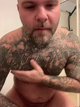 Snapshot of cruising-land chatting on 02/25/26, 10:26 cruising-land online show from 02/25/26, 10:26