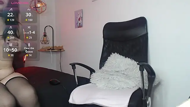 CHERRY DARCK online show from 03/16/26, 02:43