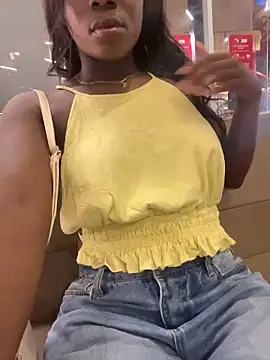 ZarahFerreira online show from 03/25/26, 11:58