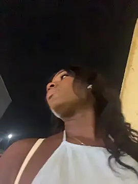 ZarahFerreira online show from 03/28/26, 12:55