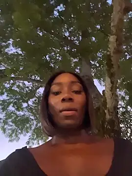 ZarahFerreira online show from 03/17/26, 11:30