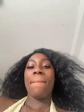 ZarahFerreira online show from 05/10/26, 05:37