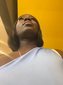 ZarahFerreira online show from 05/22/26, 11:47