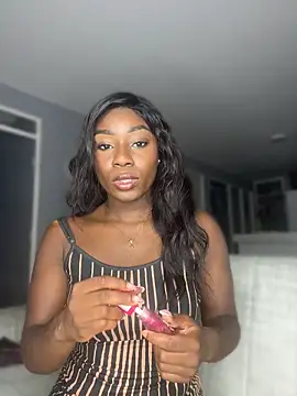 ZarahFerreira online show from 04/16/26, 12:22