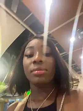 ZarahFerreira online show from 03/08/26, 01:44