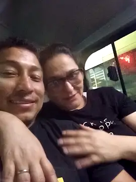 pareja latina2214 online show from 02/23/26, 01:07