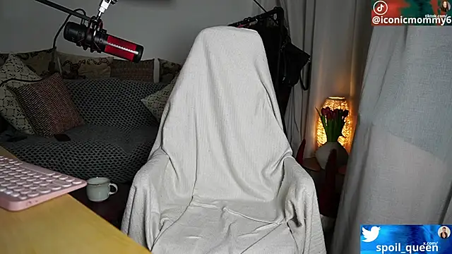 supreme dominatrix online show from 01/07/26, 09:42