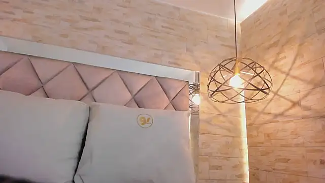 bella novoa online show from 03/18/26, 03:31