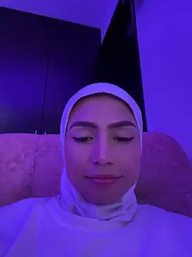 Snapshot of Darsha_Khemu chatting on 06/16/26, 09:48 Darsha Khemu online show from 06/16/26, 09:48
