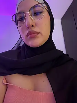 Snapshot of Darsha_Khemu chatting on 06/09/26, 08:54 Darsha Khemu online show from 06/09/26, 08:54