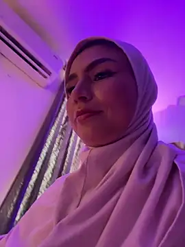 Snapshot of Darsha_Khemu chatting on 04/23/26, 07:59 Darsha Khemu online show from 04/23/26, 07:59