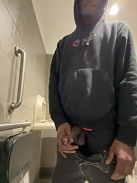 jkdasnk99 online show from 04/05/26, 08:21