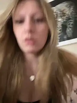 Snapshot of hyperafterdark chatting on 02/21/26, 05:26 hyperafterdark online show from 02/21/26, 05:26